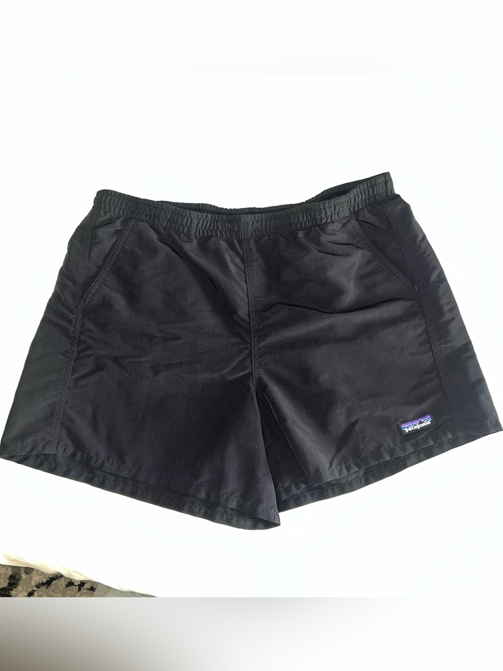 Patagonia 5 inch Black Baggies - Picture 2 of 6